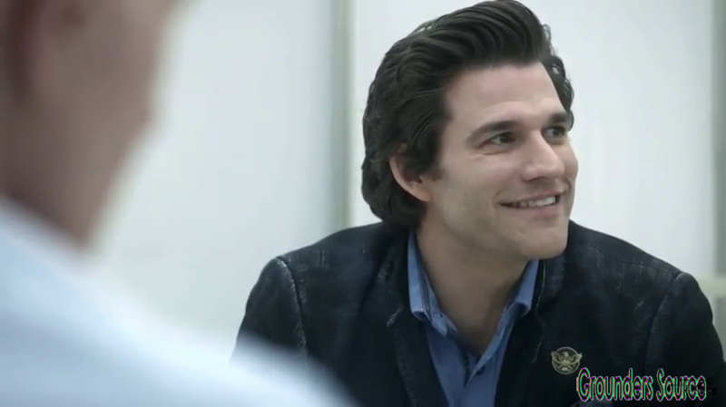 The 100 Gag Reel Captures Season Two DVD Extras-322
