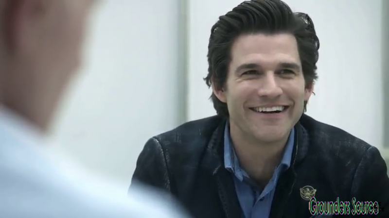 The 100 Gag Reel Captures Season Two DVD Extras-319
