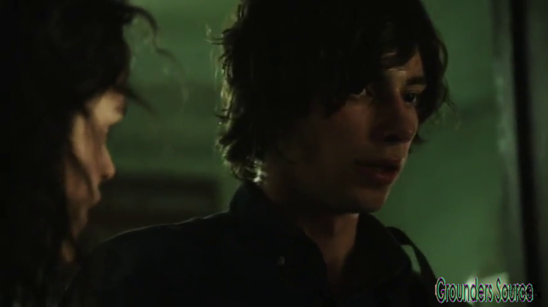 The 100 Gag Reel Captures Season Two DVD Extras-305
