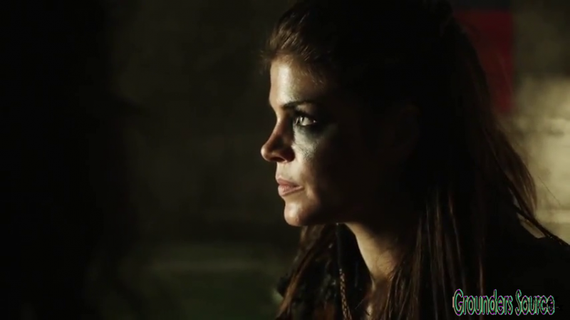 The 100 Gag Reel Captures Season Two DVD Extras-284
