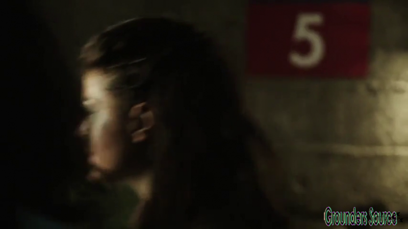 The 100 Gag Reel Captures Season Two DVD Extras-279
