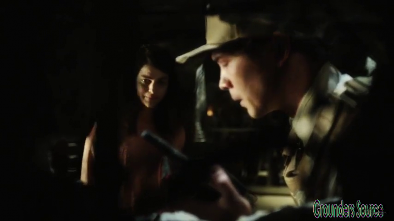 The 100 Gag Reel Captures Season Two DVD Extras-272
