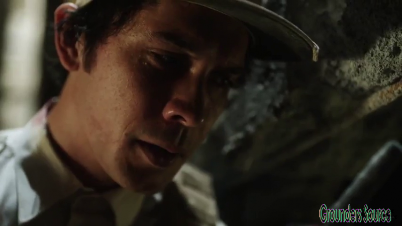 The 100 Gag Reel Captures Season Two DVD Extras-256
