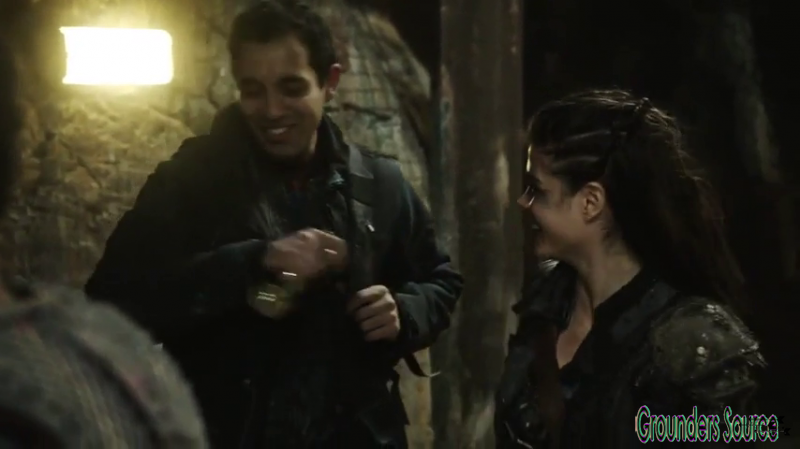 The 100 Gag Reel Captures Season Two DVD Extras-234
