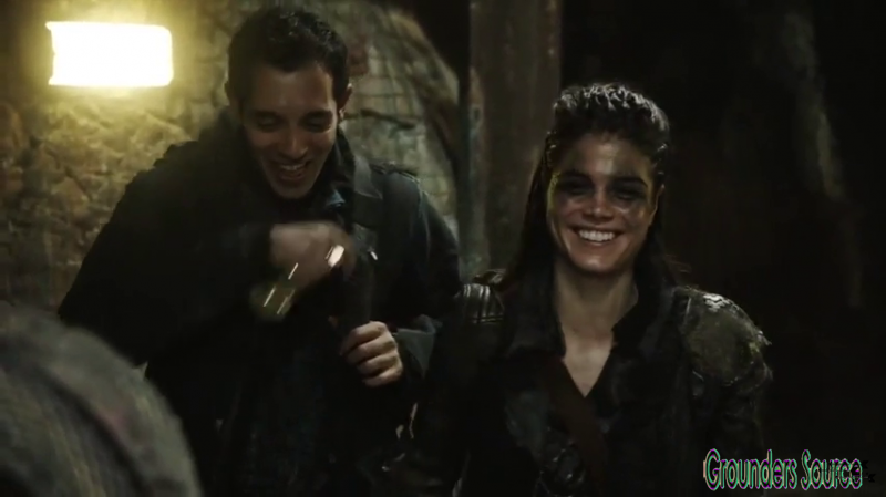 The 100 Gag Reel Captures Season Two DVD Extras-232
