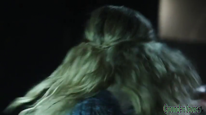 The 100 Gag Reel Captures Season Two DVD Extras-200
