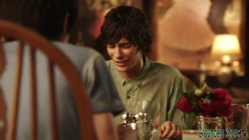 The 100 Gag Reel Captures Season Two DVD Extras-197

