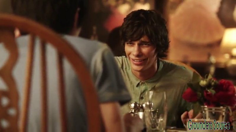The 100 Gag Reel Captures Season Two DVD Extras-195
