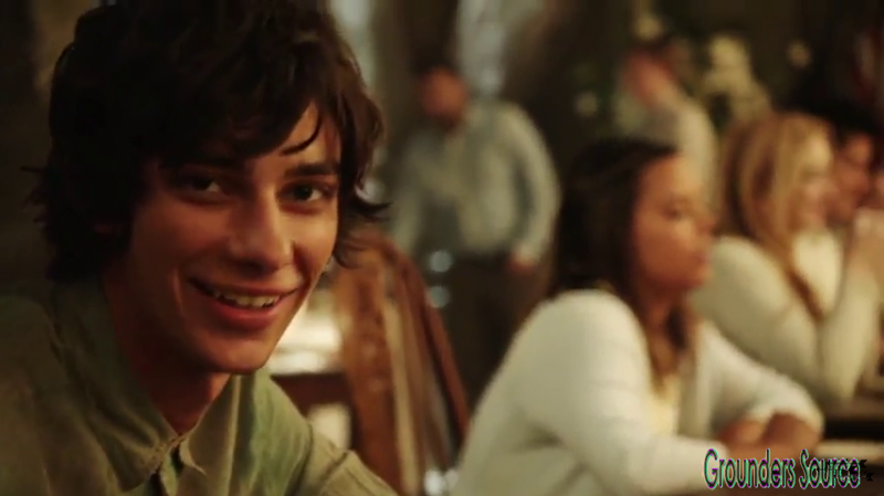 The 100 Gag Reel Captures Season Two DVD Extras-186

