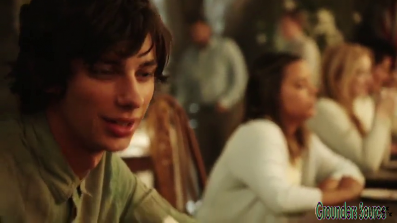The 100 Gag Reel Captures Season Two DVD Extras-185
