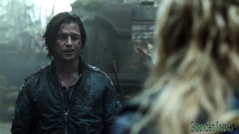 The 100 Gag Reel Captures Season Two DVD Extras-168

