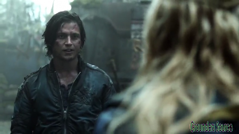 The 100 Gag Reel Captures Season Two DVD Extras-166
