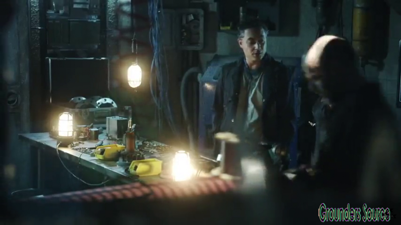 The 100 Gag Reel Captures Season Two DVD Extras-143

