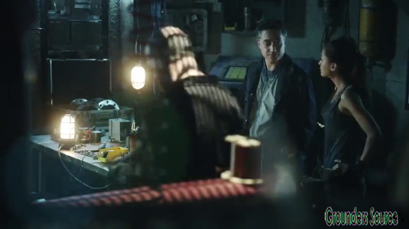 The 100 Gag Reel Captures Season Two DVD Extras-141
