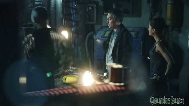 The 100 Gag Reel Captures Season Two DVD Extras-139
