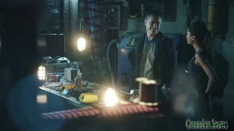 The 100 Gag Reel Captures Season Two DVD Extras-134
