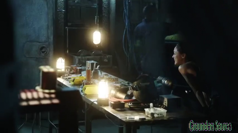 The 100 Gag Reel Captures Season Two DVD Extras-116
