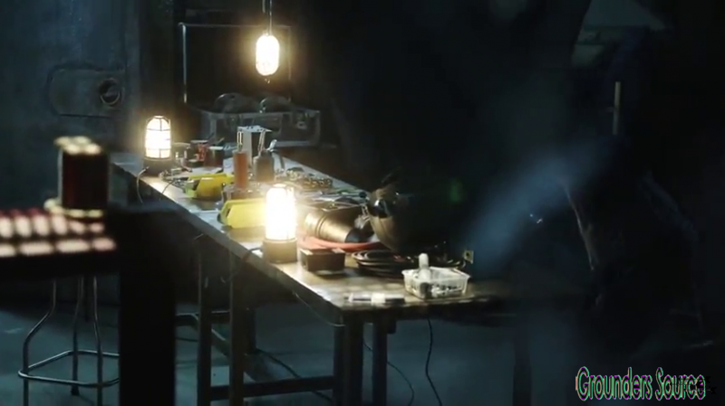 The 100 Gag Reel Captures Season Two DVD Extras-111
