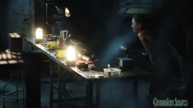 The 100 Gag Reel Captures Season Two DVD Extras-106
