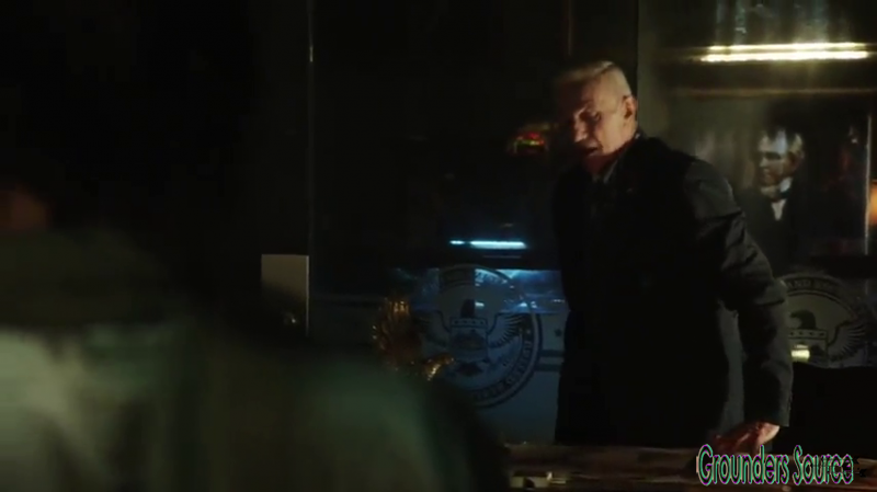 The 100 Gag Reel Captures Season Two DVD Extras-94
