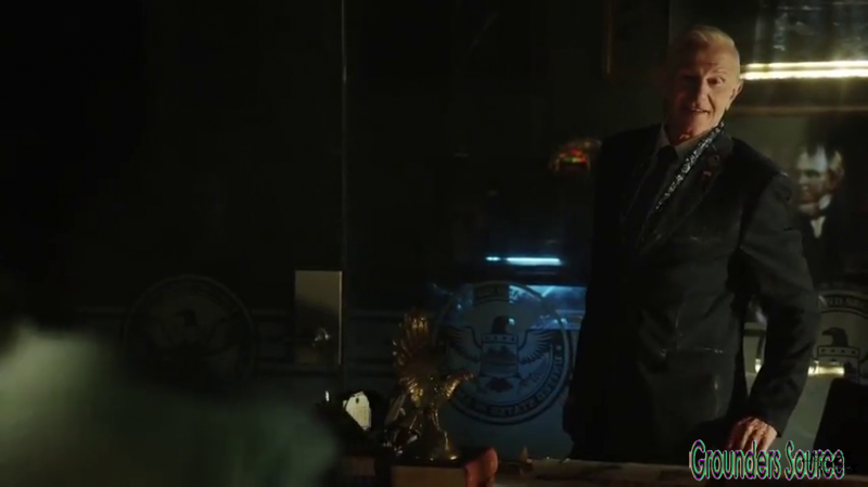 The 100 Gag Reel Captures Season Two DVD Extras-75
