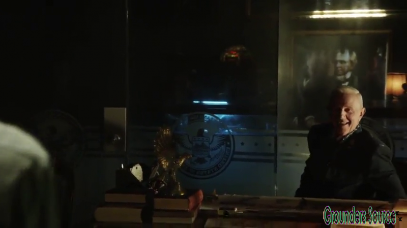 The 100 Gag Reel Captures Season Two DVD Extras-66
