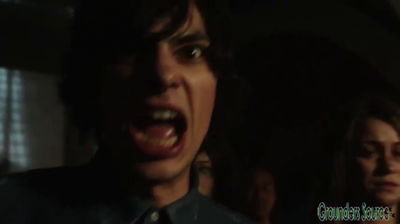 The 100 Gag Reel Captures Season Two DVD Extras-55
