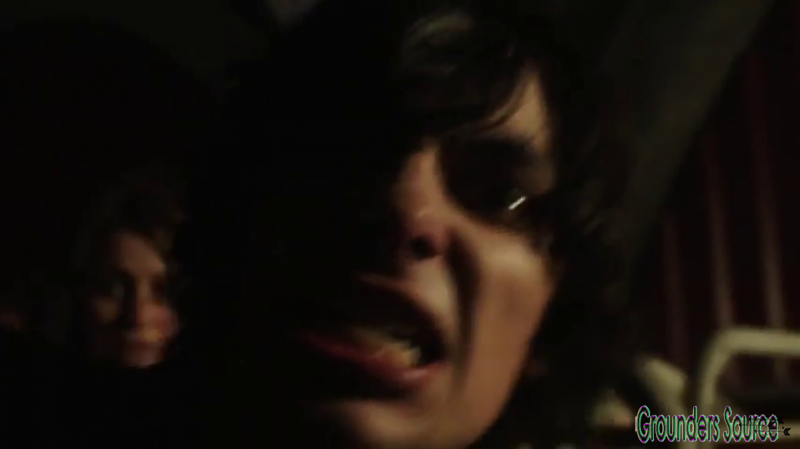 The 100 Gag Reel Captures Season Two DVD Extras-52
