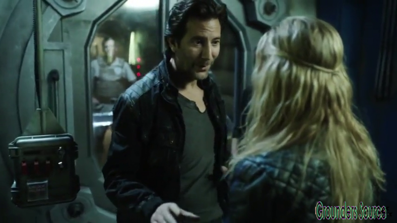 The 100 Gag Reel Captures Season Two DVD Extras-34
