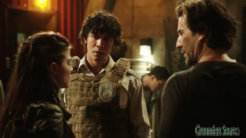 The 100 Gag Reel Captures Season Two DVD Extras-6
