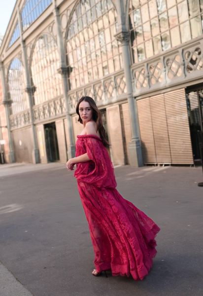Keywords: Alycia Debnam-Carey Zimmermann