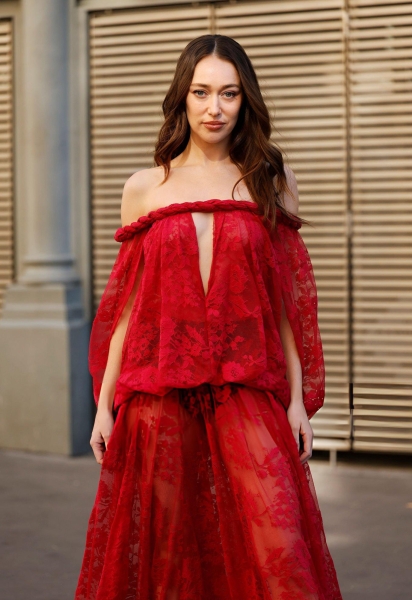 Keywords: Alycia Debnam-Carey Zimmer