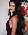 195~0.jpg