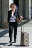 Eliza-Taylor-Arriving-in-Vancouver--08.jpg