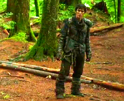 The 100 Behind the Scenes-111
