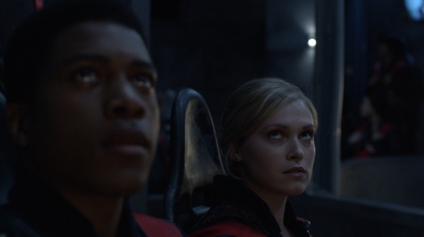 The 100 Season One Episode One Pilot Captures-2373
