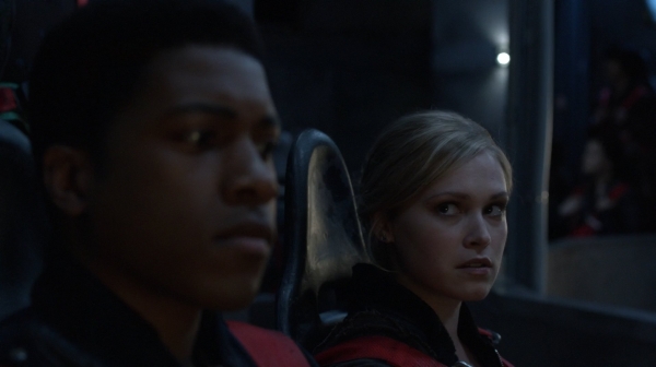 The 100 Season One Episode One Pilot Captures-2370

