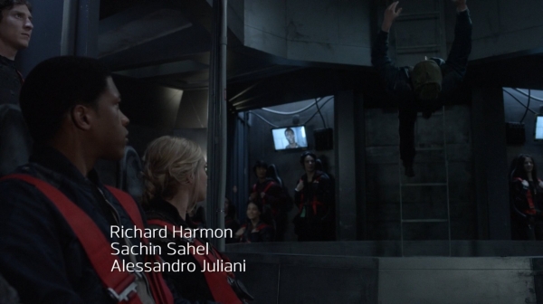 The 100 Season One Episode One Pilot Captures-2367
