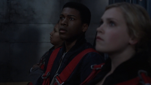 The 100 Season One Episode One Pilot Captures-2365
