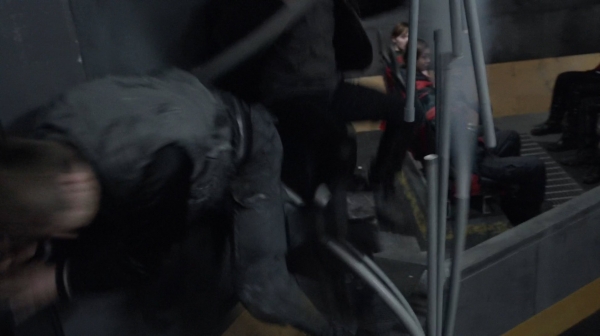 The 100 Season One Episode One Pilot Captures-2322
