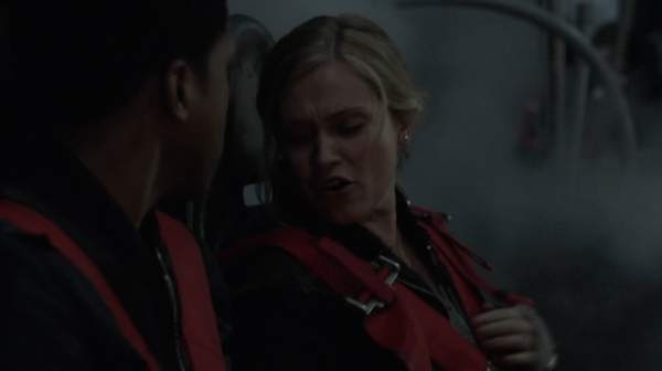 The 100 Season One Episode One Pilot Captures-2320
