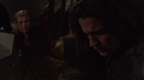 The 100 Season One Episode One Pilot Captures-2257
