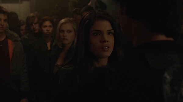 The 100 Season One Episode One Pilot Captures-2220
