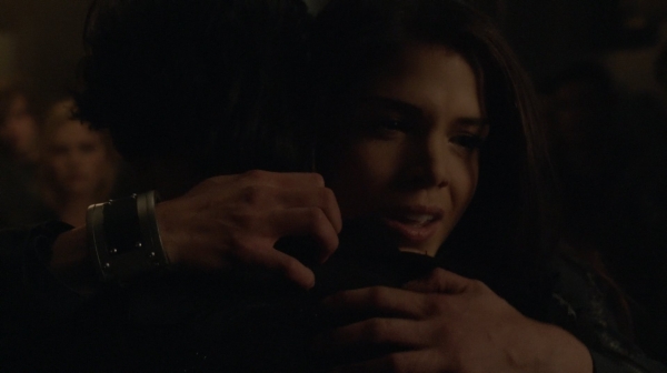 The 100 Season One Episode One Pilot Captures-2215
