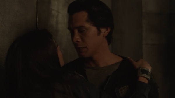 The 100 Season One Episode One Pilot Captures-2212

