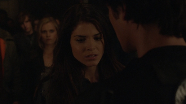 The 100 Season One Episode One Pilot Captures-2210

