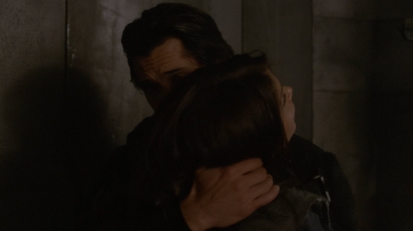 The 100 Season One Episode One Pilot Captures-2199
