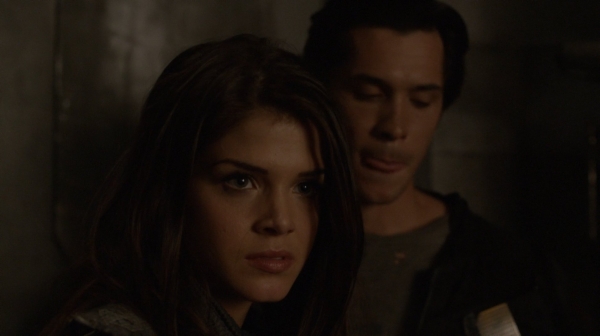 The 100 Season One Episode One Pilot Captures-2189
