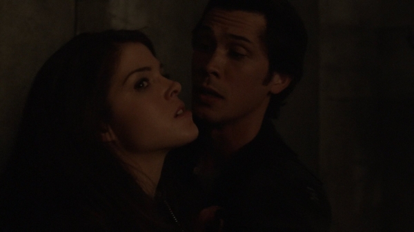 The 100 Season One Episode One Pilot Captures-2186

