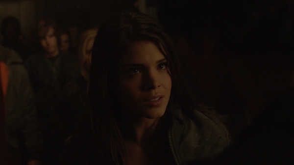 The 100 Season One Episode One Pilot Captures-2175
